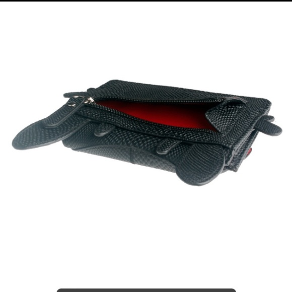 How to Train Your Dragon Coin Purse Key Chain Holder - Picture 4 of 8